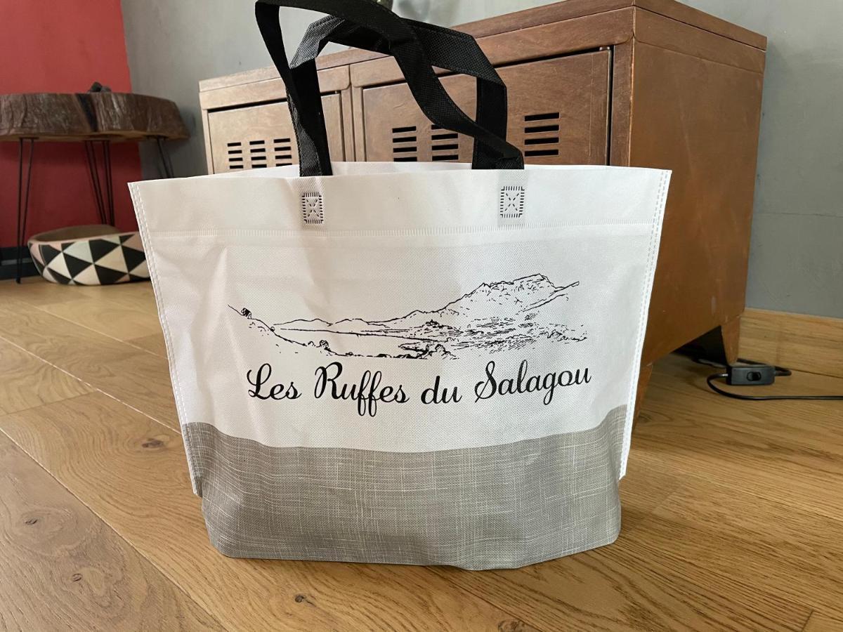 Bungalow Les Ruffes Du Salagou เกลมง-เอลดลโรลท์ ภายนอก รูปภาพ